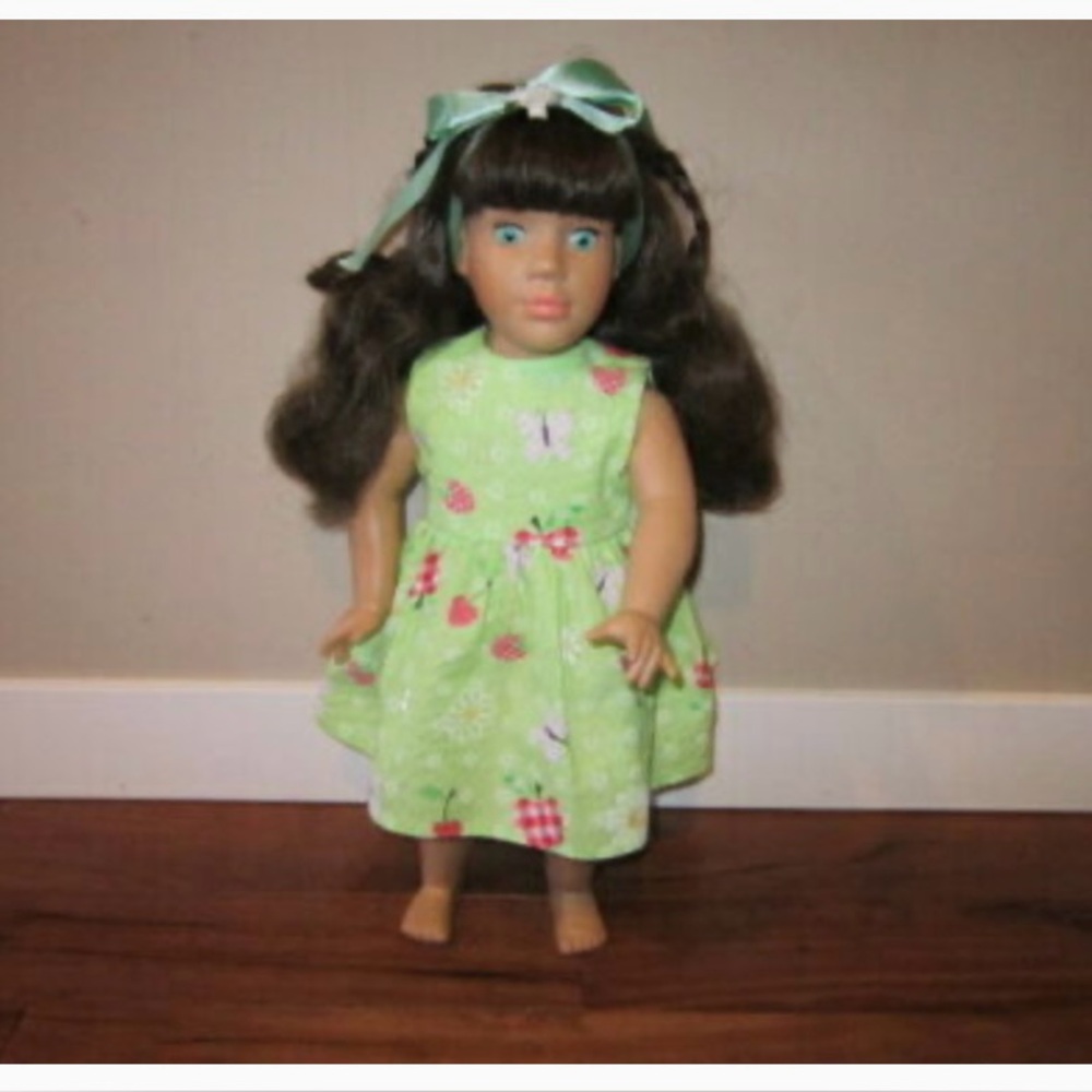 Storybook heirlooms vintage Savannah doll Green Floral Dress Doll